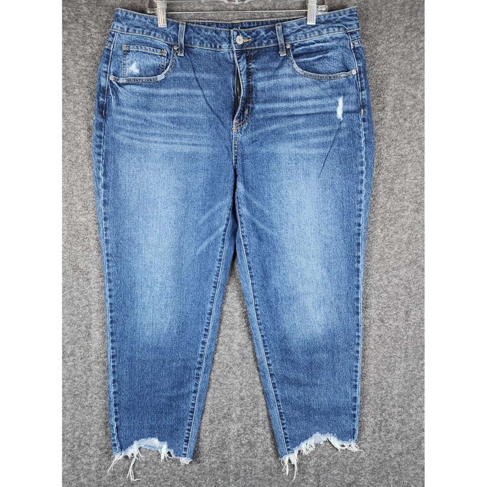 Time and Tru Jeans Womens 18 Mid-Rise Blue Distressed Raw Hem EUC